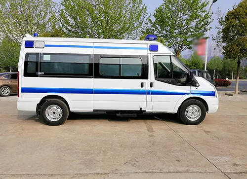 阿勒泰市救护车出租